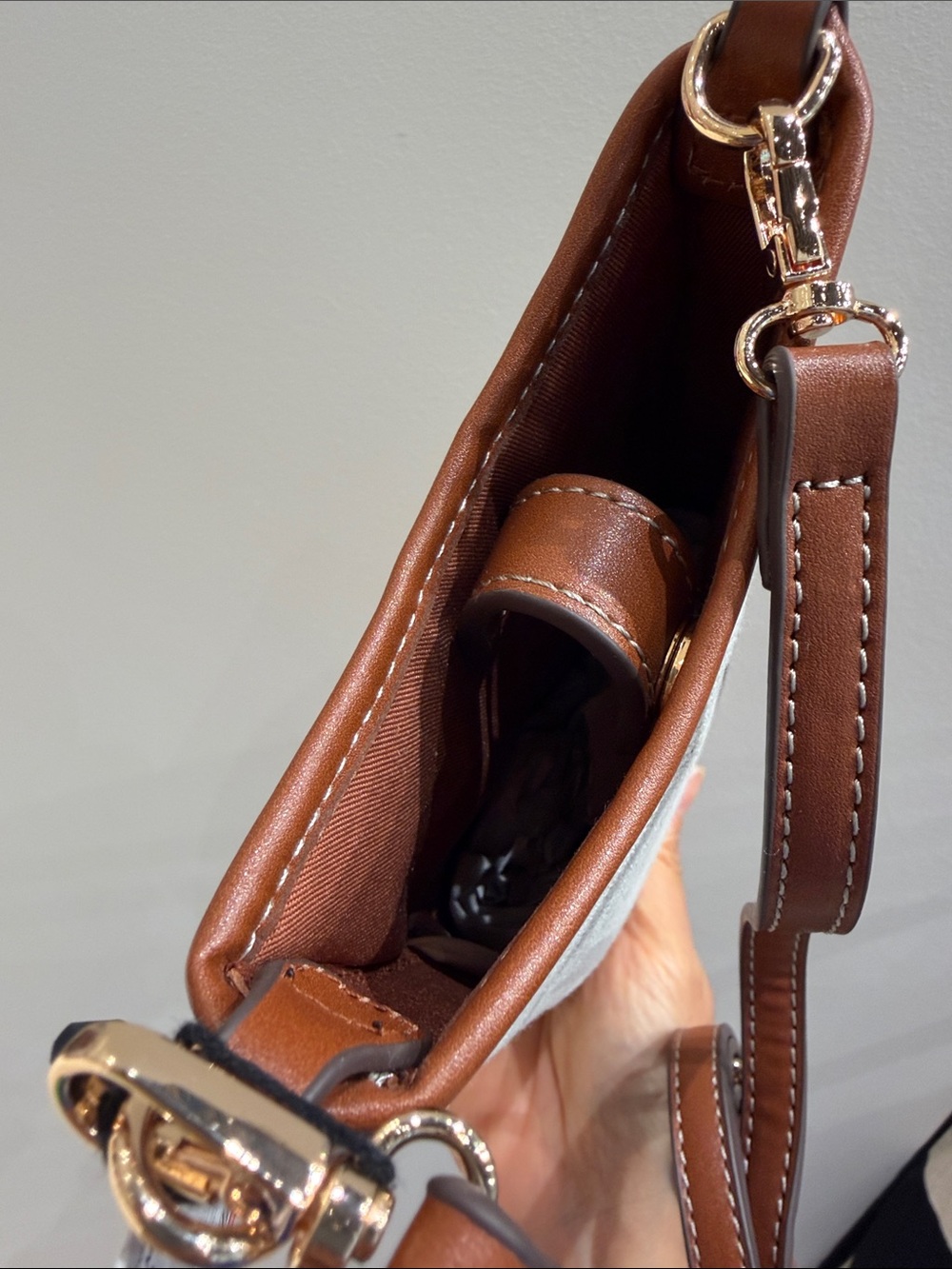 MANGO CANVAS CROSSBODY CELL PHONE CASE - Picture 6 of 6